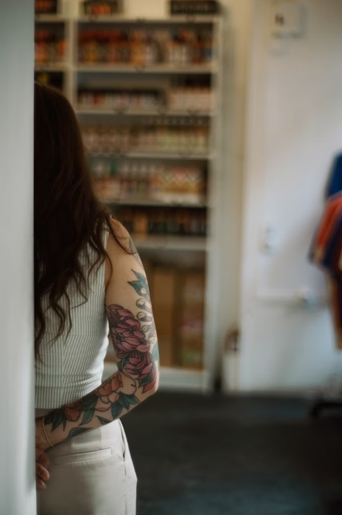 如何在被女友分手后成功挽回她的心：实用指南